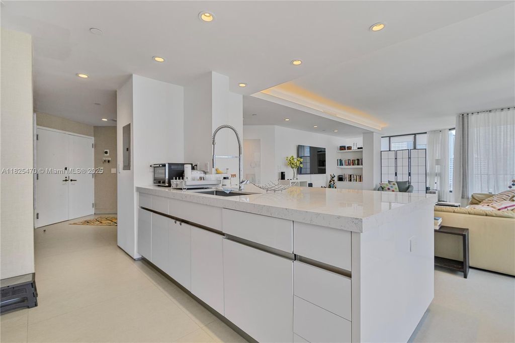 Property photo 1 of 34