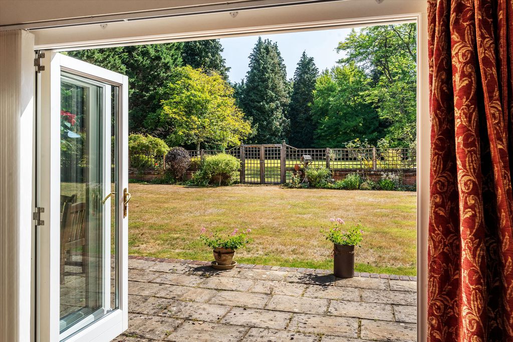 Additional image 8 of 6 bed detached house for saleSummers Lane, Hurtmore, Godalming, Surrey GU7