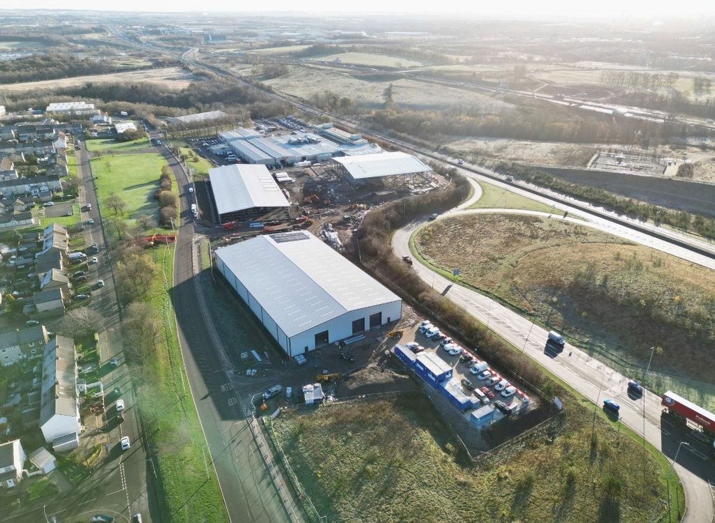 Property photo 2 of 8