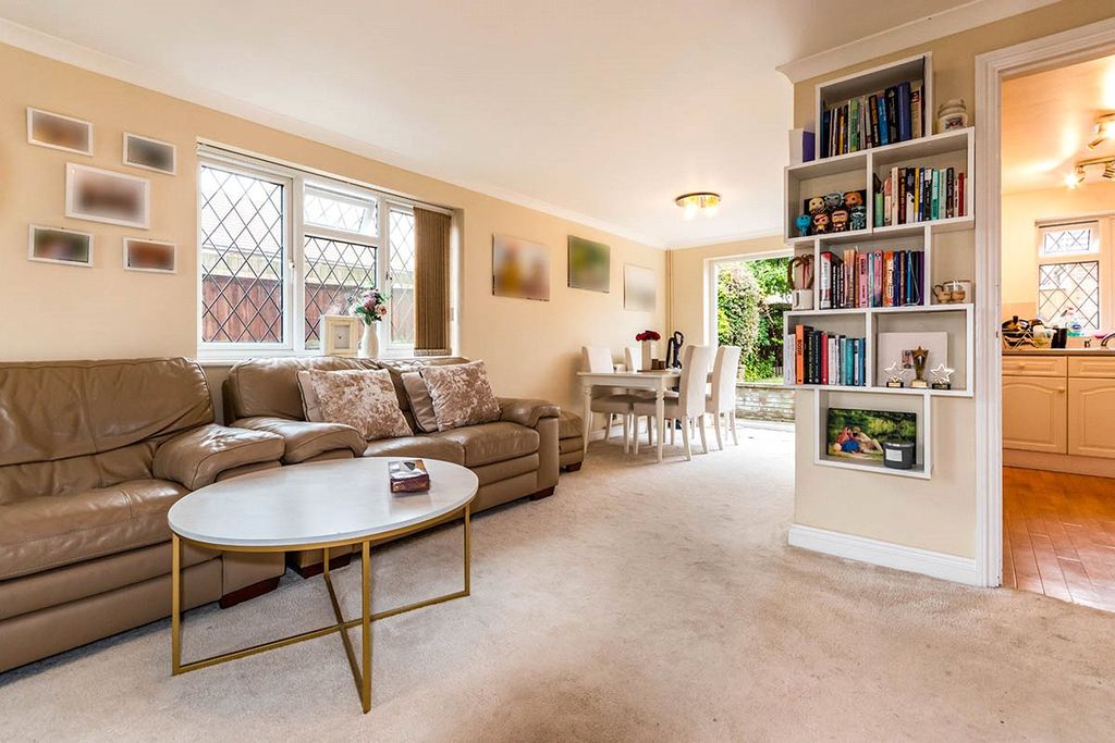 Property photo 2 of 9 Photography