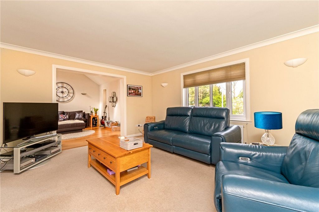 Property photo 2 of 16 Picture No. 03
