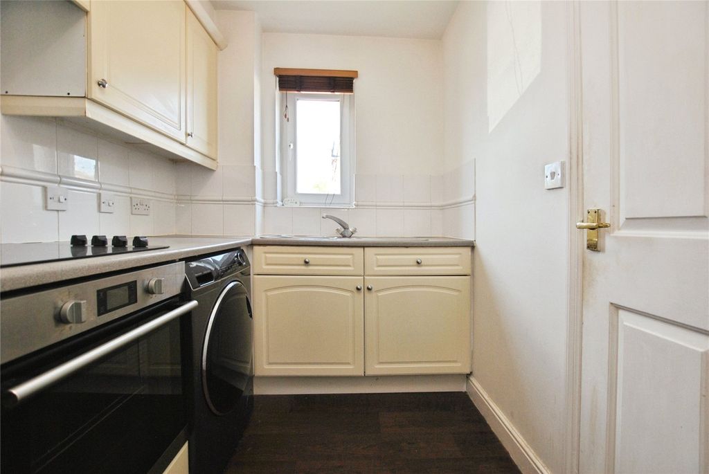 Property photo 3 of 11 Picture No. 22