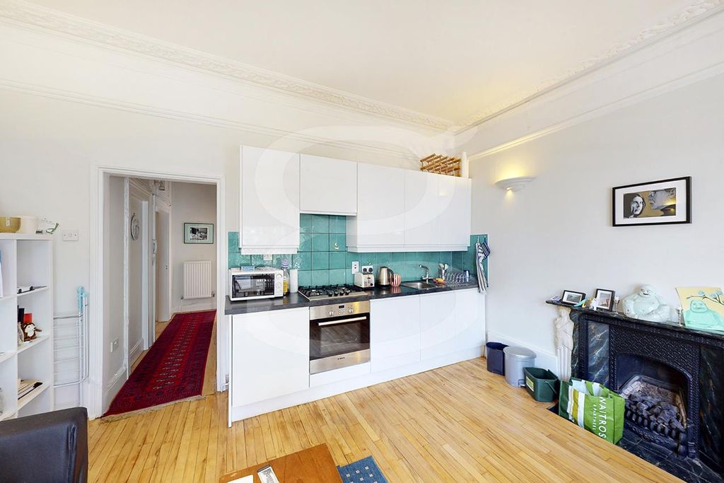 Property photo 2 of 8 W07.Jpg