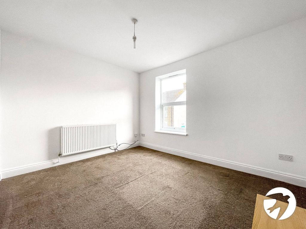 Property photo 3 of 9 Picture No. 10