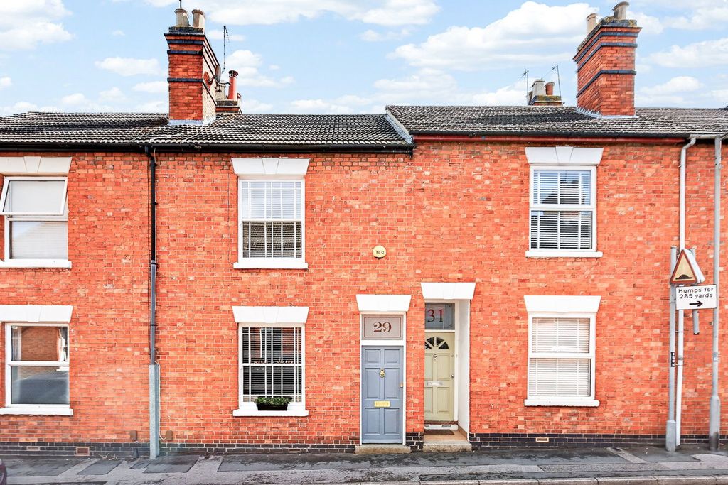 Property photo 1 of 31