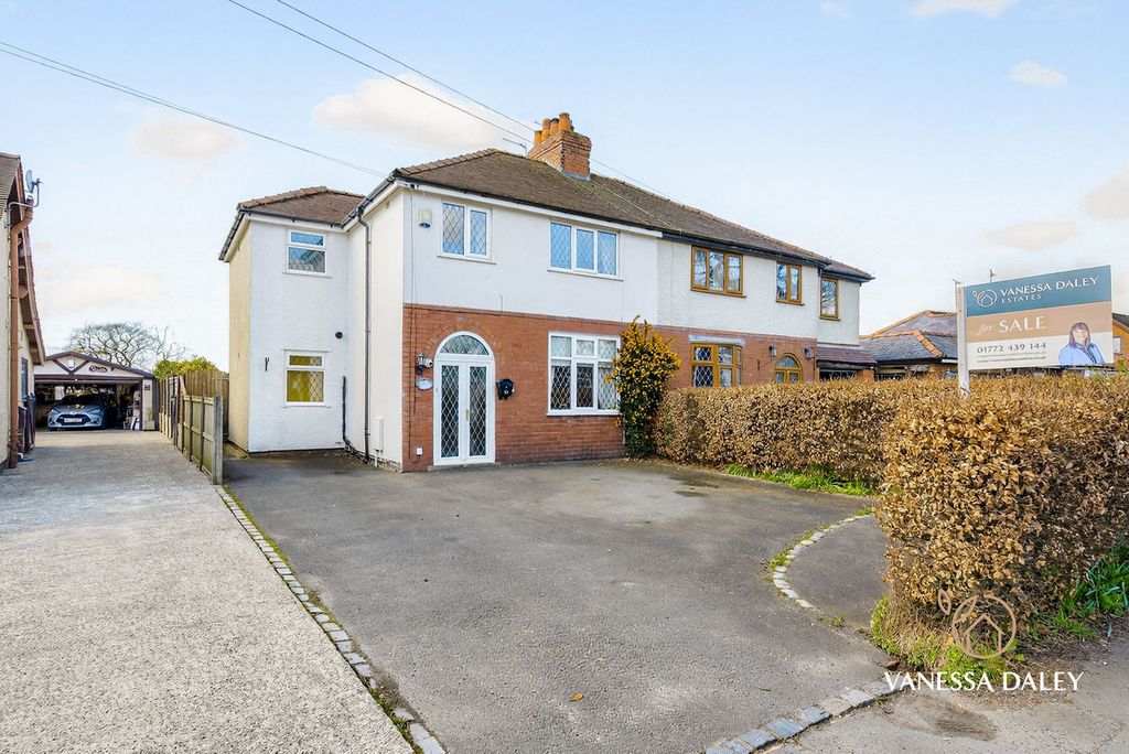 Property photo 1 of 43