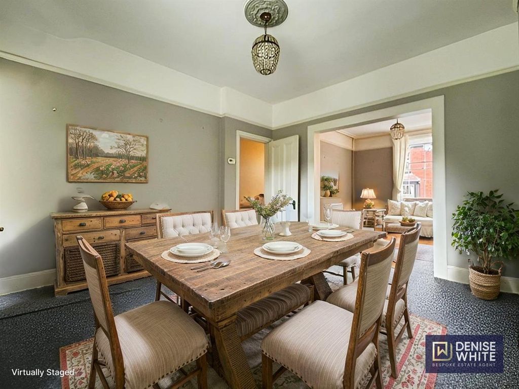 Property photo 3 of 22 Dining Room - Virtual Staging