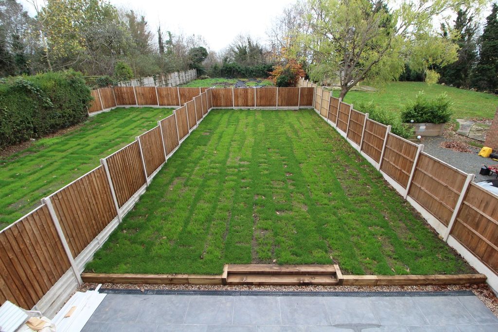 Property photo 3 of 18