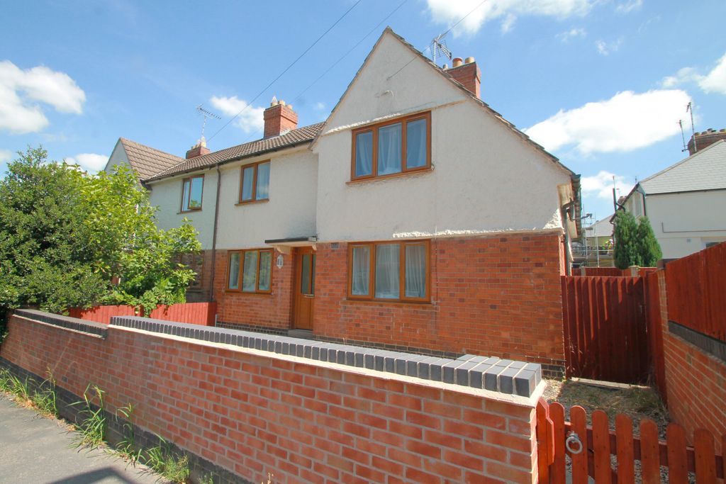 Property photo 3 of 20 Front