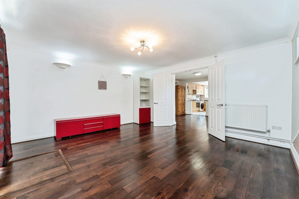 Property photo 2 of 29 Pbox-Img.Jpg