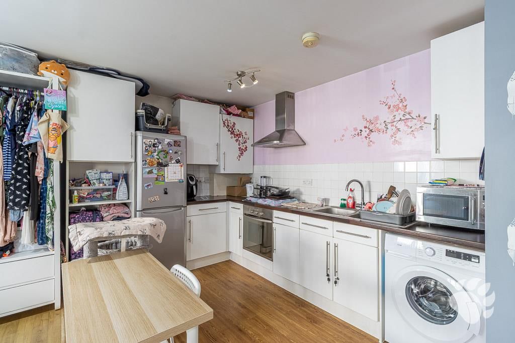 Property photo 3 of 15 Kitchen/Lounge/Diner