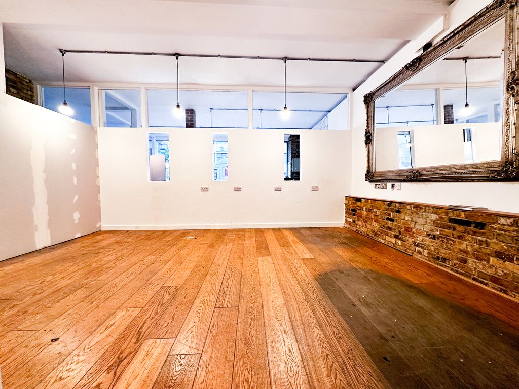 Property photo 1 of 7 Office To Rent