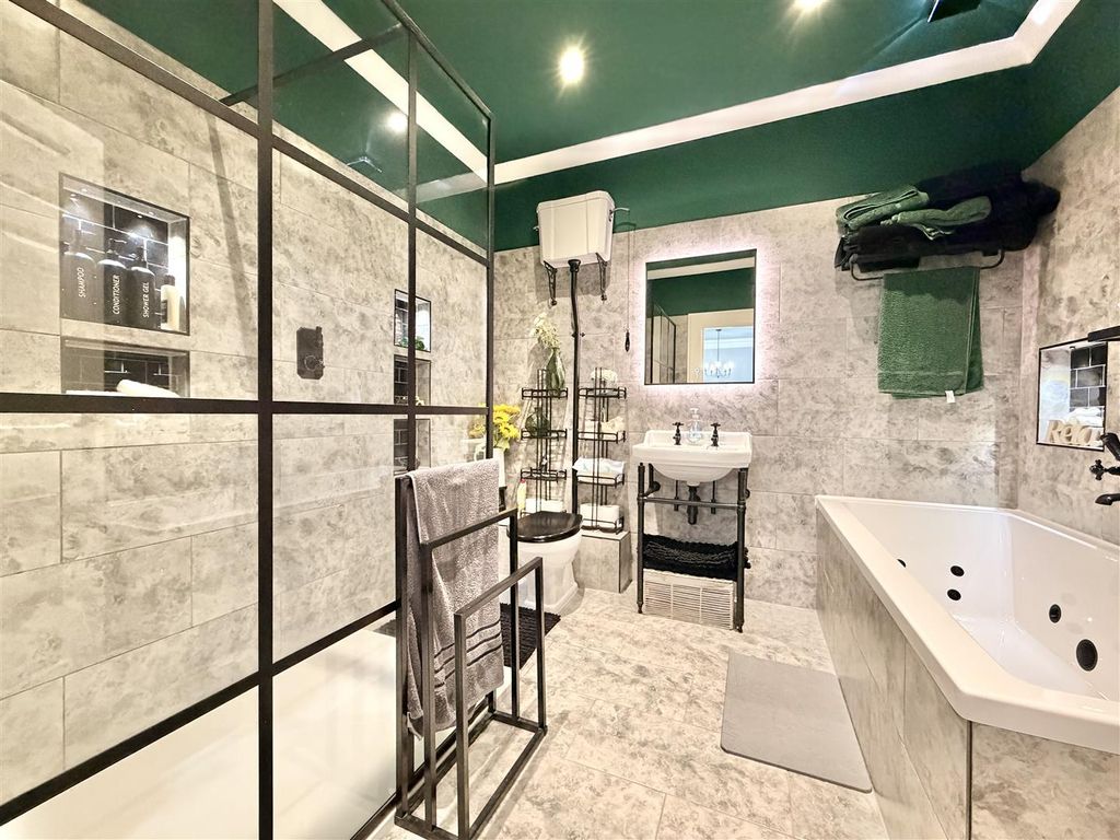 Additional image 28 of 4 bed town house for saleBurnside Gate, Hamilton ML3