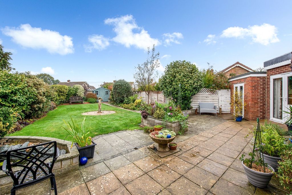 Property photo 3 of 18