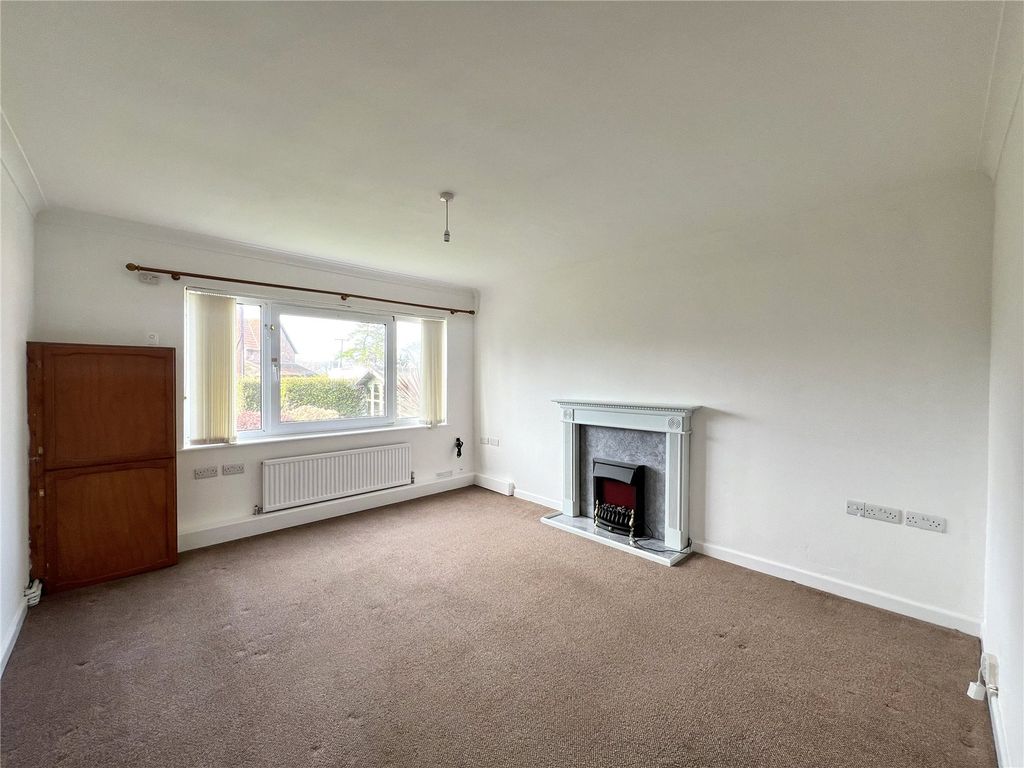 Property photo 2 of 10 Picture No. 26