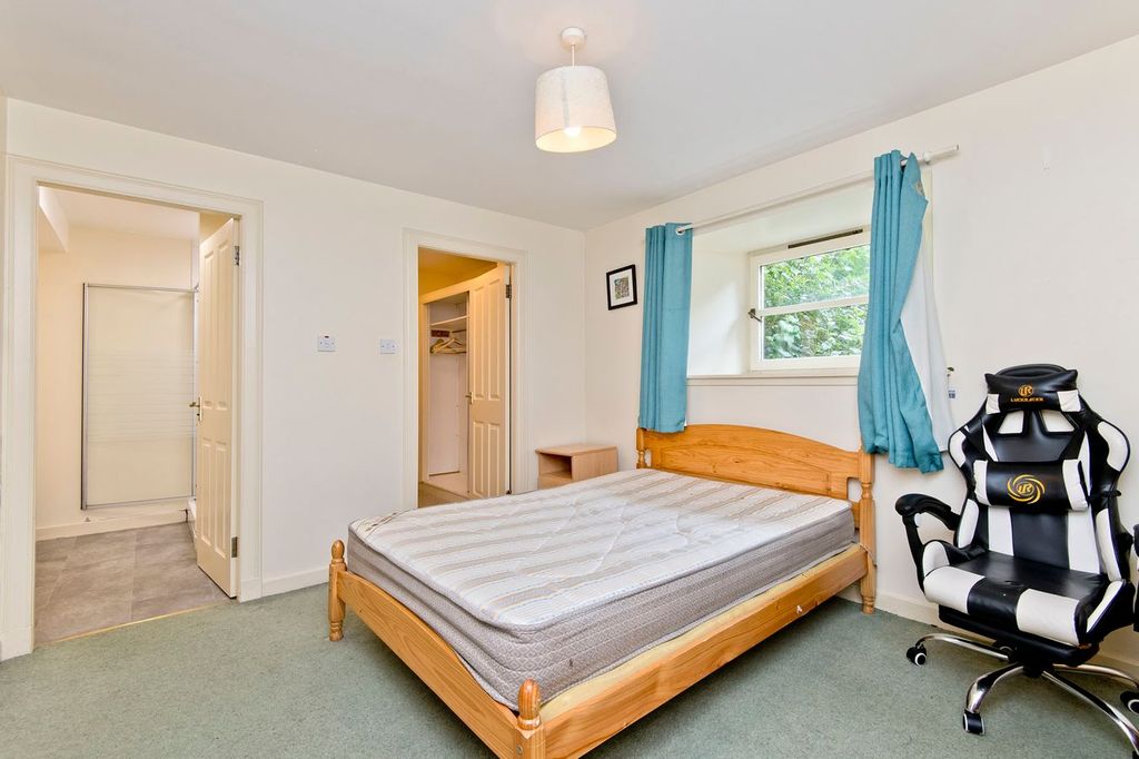 Additional image 5 of 3 bed flat for sale205A South Street, St Andrews KY16