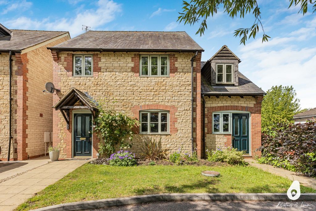 Property photo 1 of 26 5014440