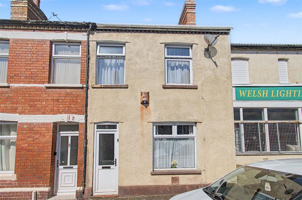 Property photo 1 of 24 Front