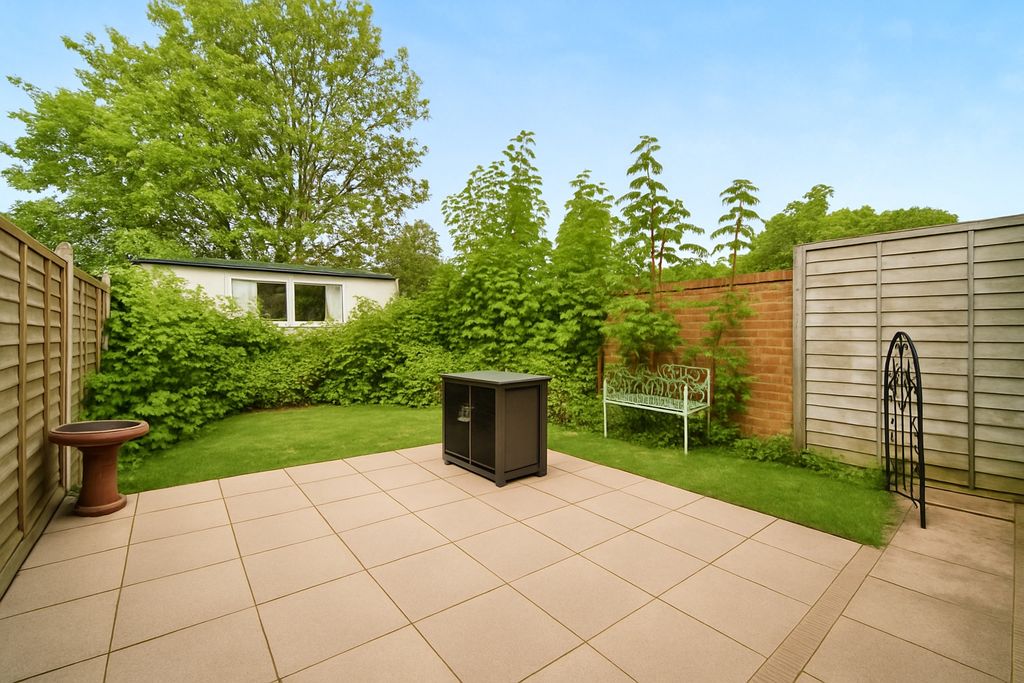 Property photo 3 of 15 Tidy_Garden