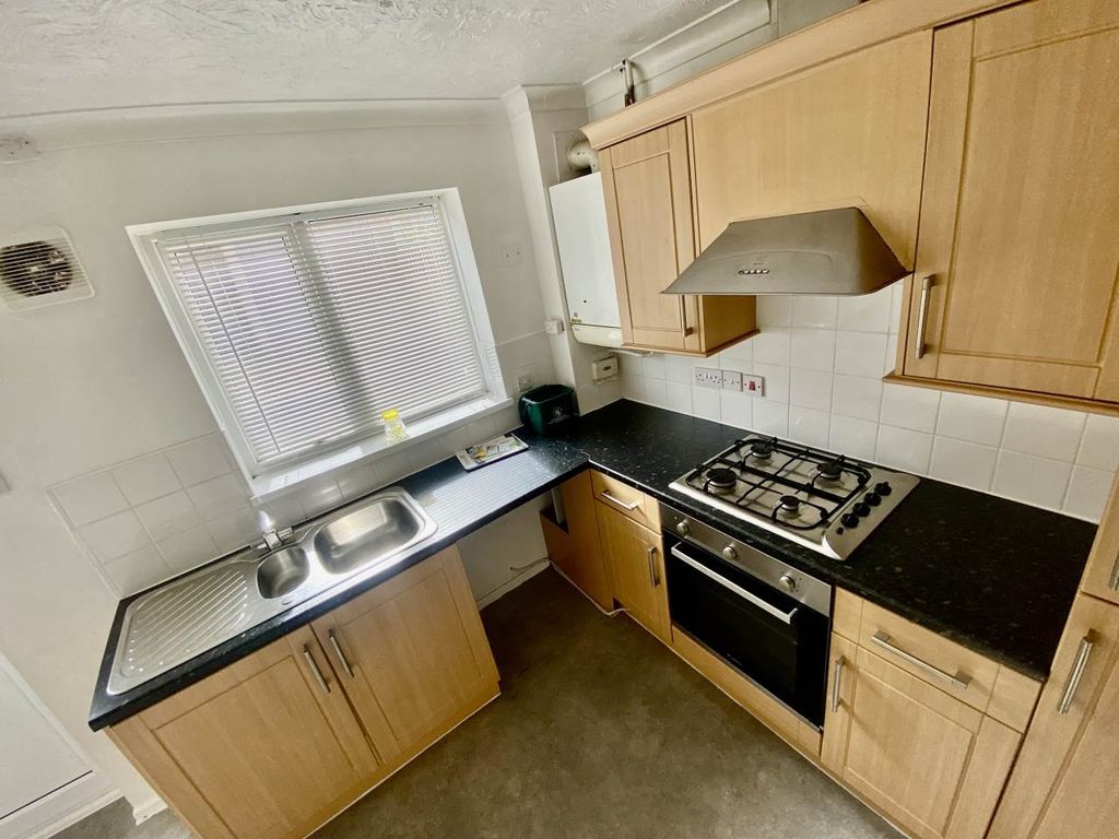 Property photo 3 of 18 Img_3393