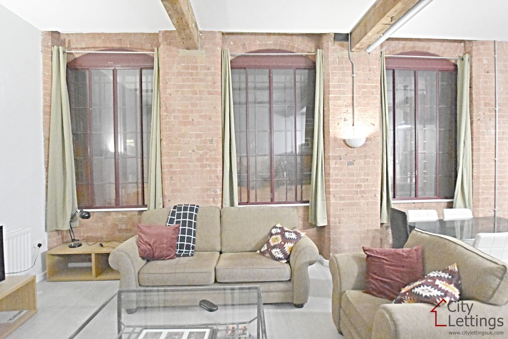 Property photo 3 of 8