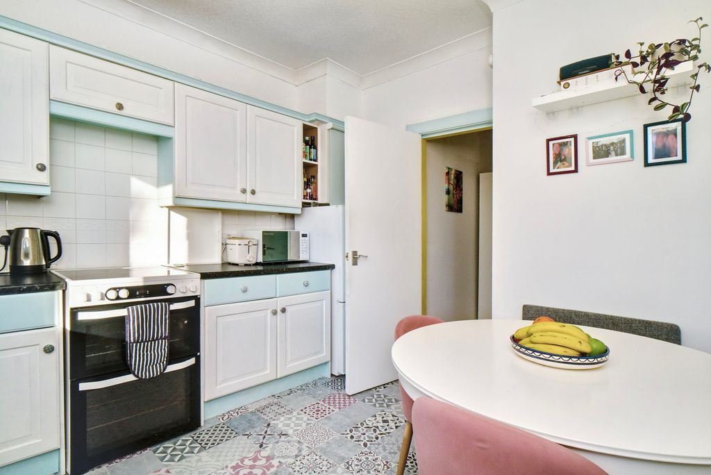 Property photo 3 of 12 Property Image 3