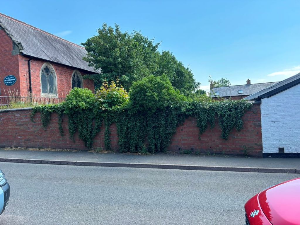 Property photo 2 of 3