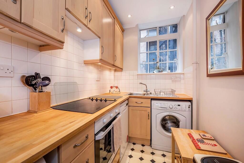 Property photo 2 of 9