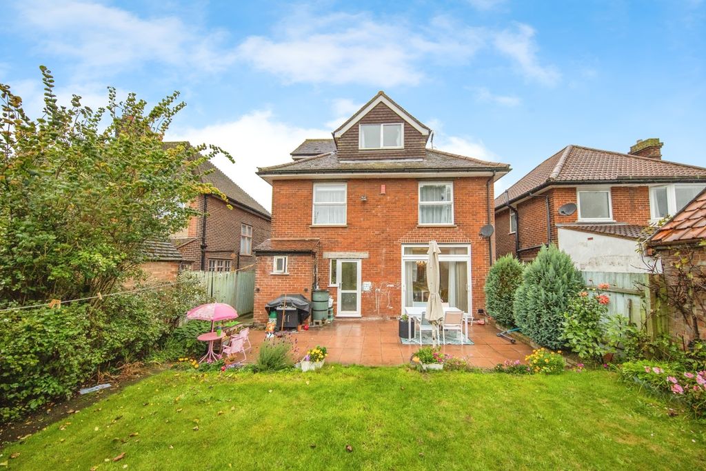 Property photo 1 of 19 Photo