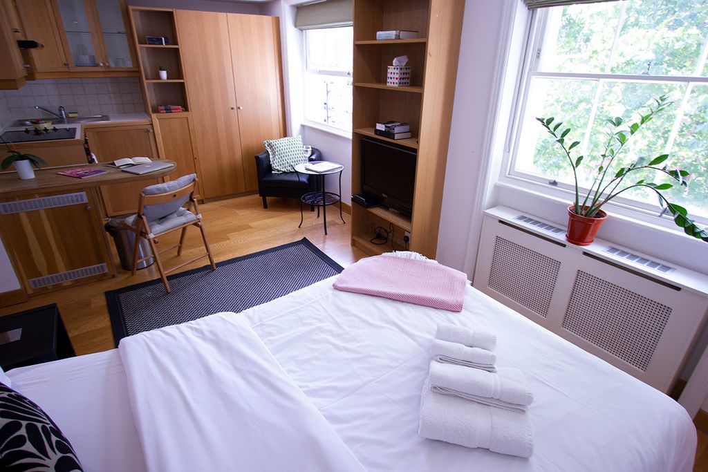 Property photo 2 of 7