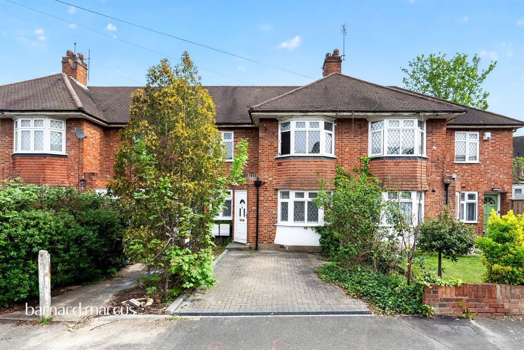 Property photo 1 of 11