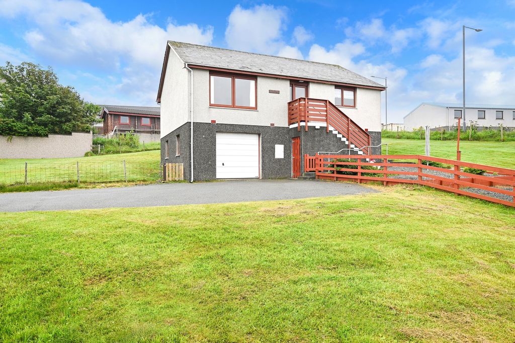 Property photo 1 of 30