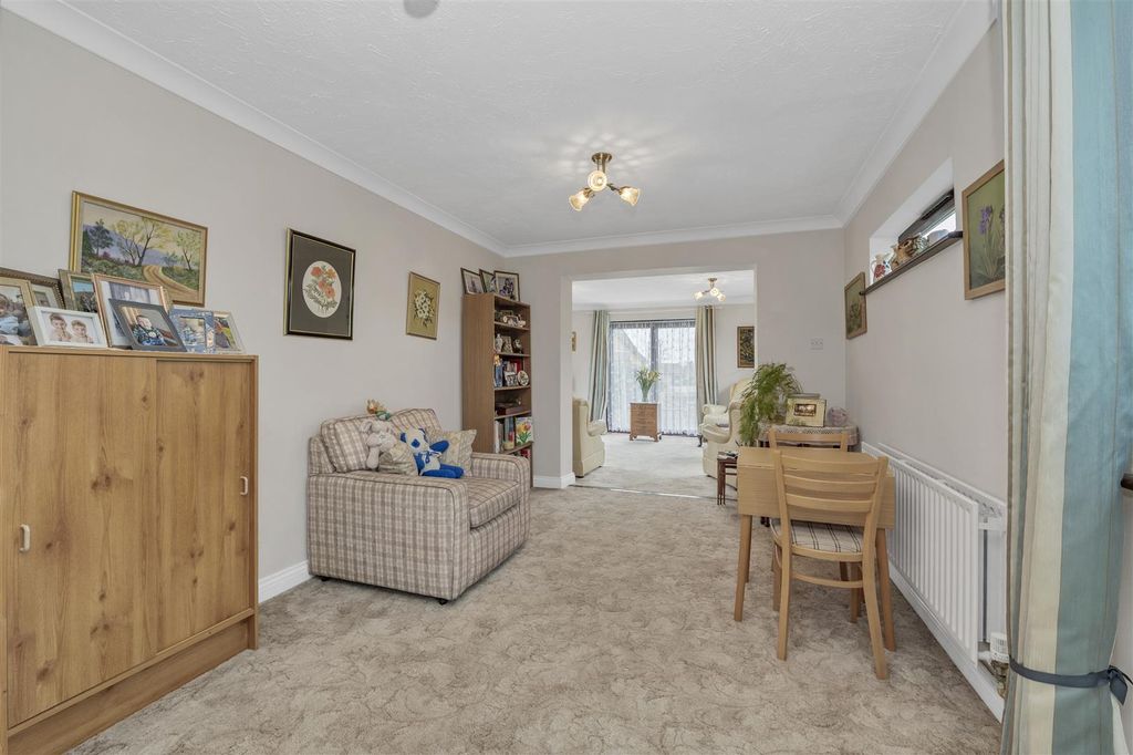 Property photo 3 of 15 Dcp_1061.Jpg