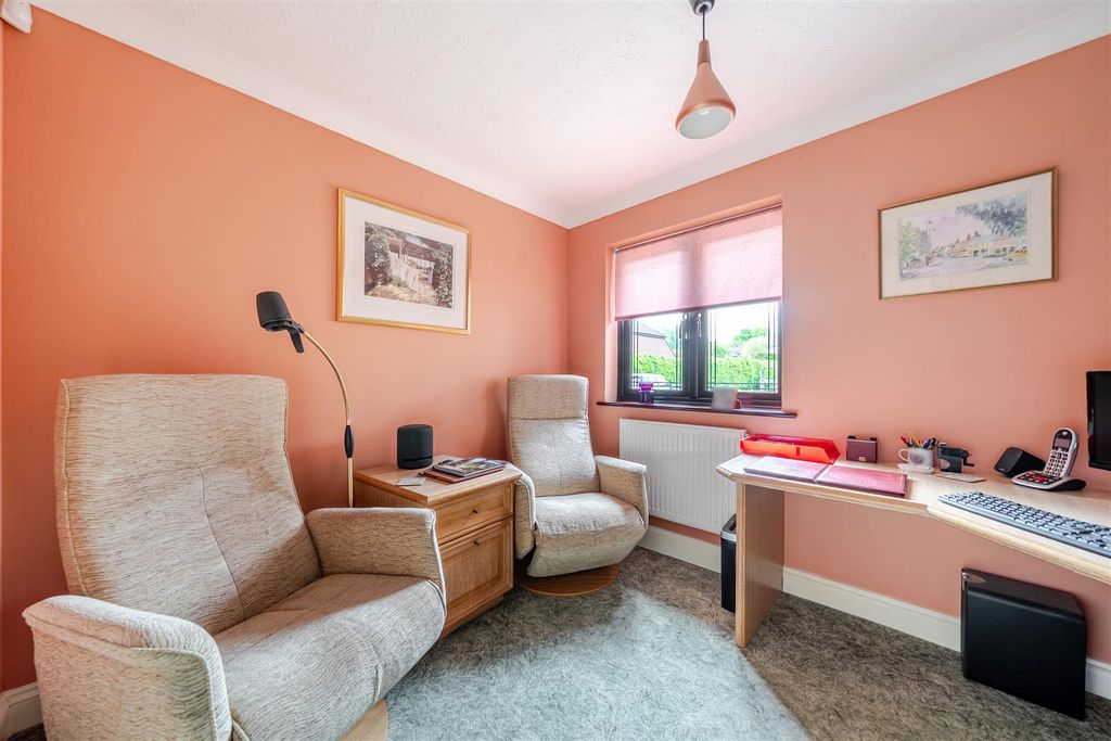 Additional image 13 of 3 bed detached bungalow for saleLondon Road, Liphook GU30