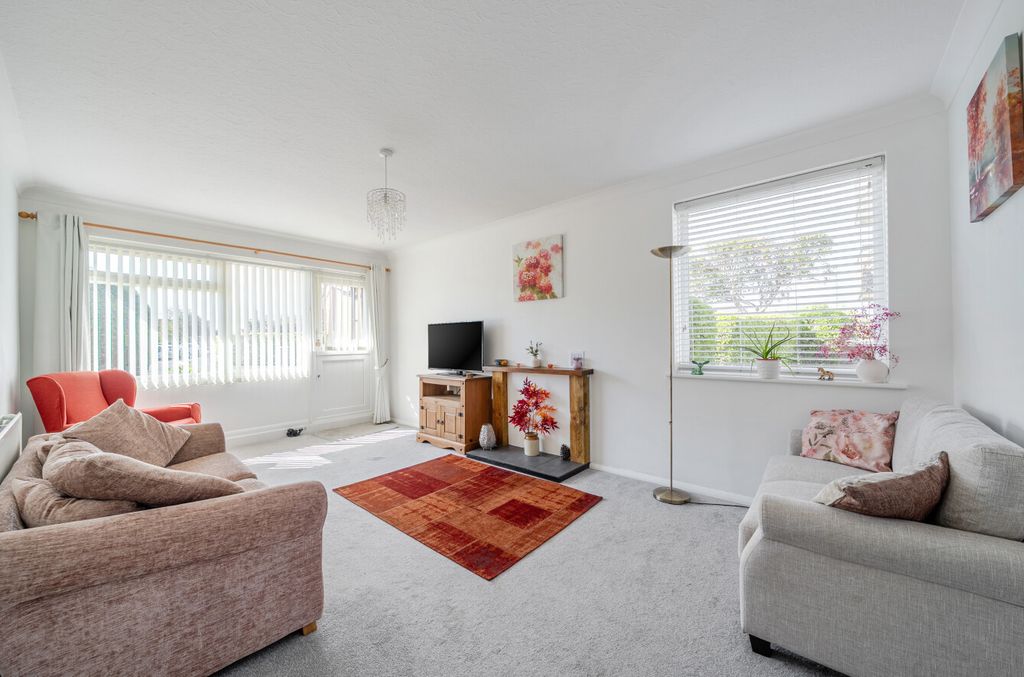Property photo 3 of 8 1511678-10-6A871A...
