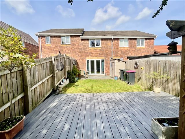 Property photo 1 of 21 Rear Garden