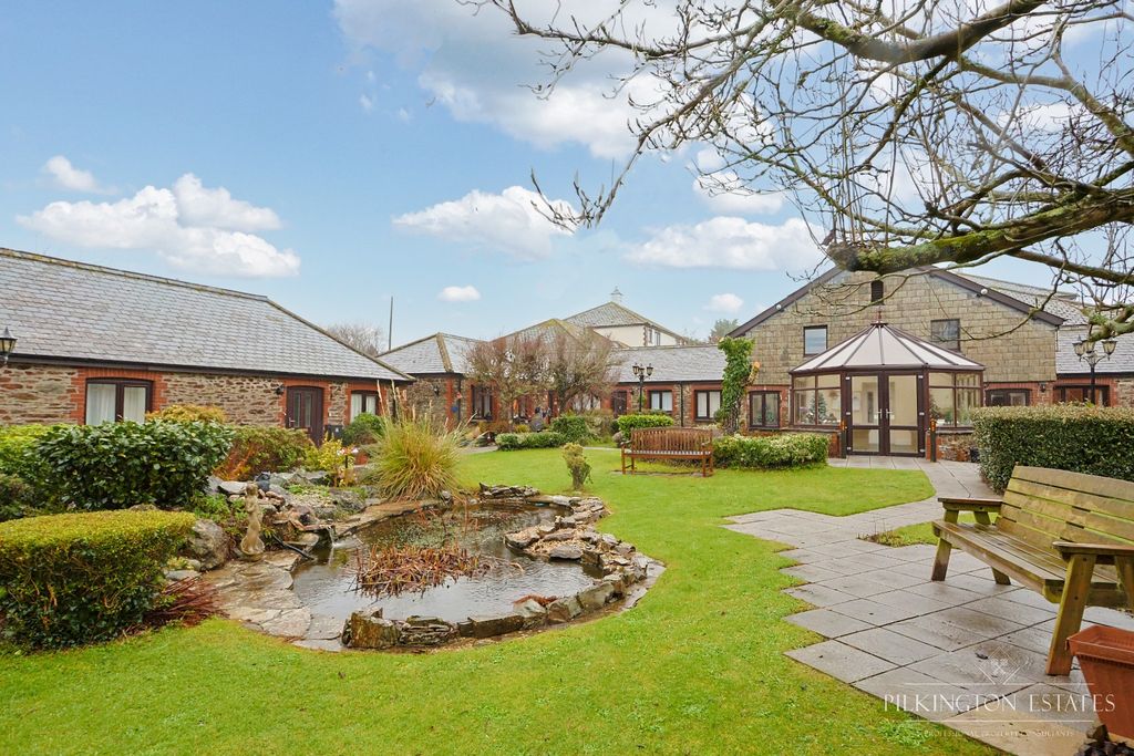 Property photo 1 of 9 4769780