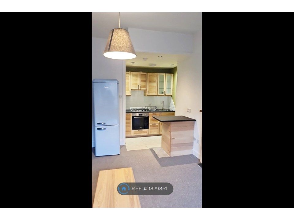 Property photo 3 of 9 Kitchen With Super New Fridge Freezer