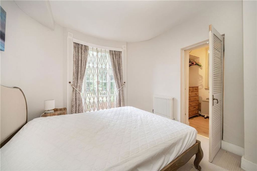 Property photo 3 of 5