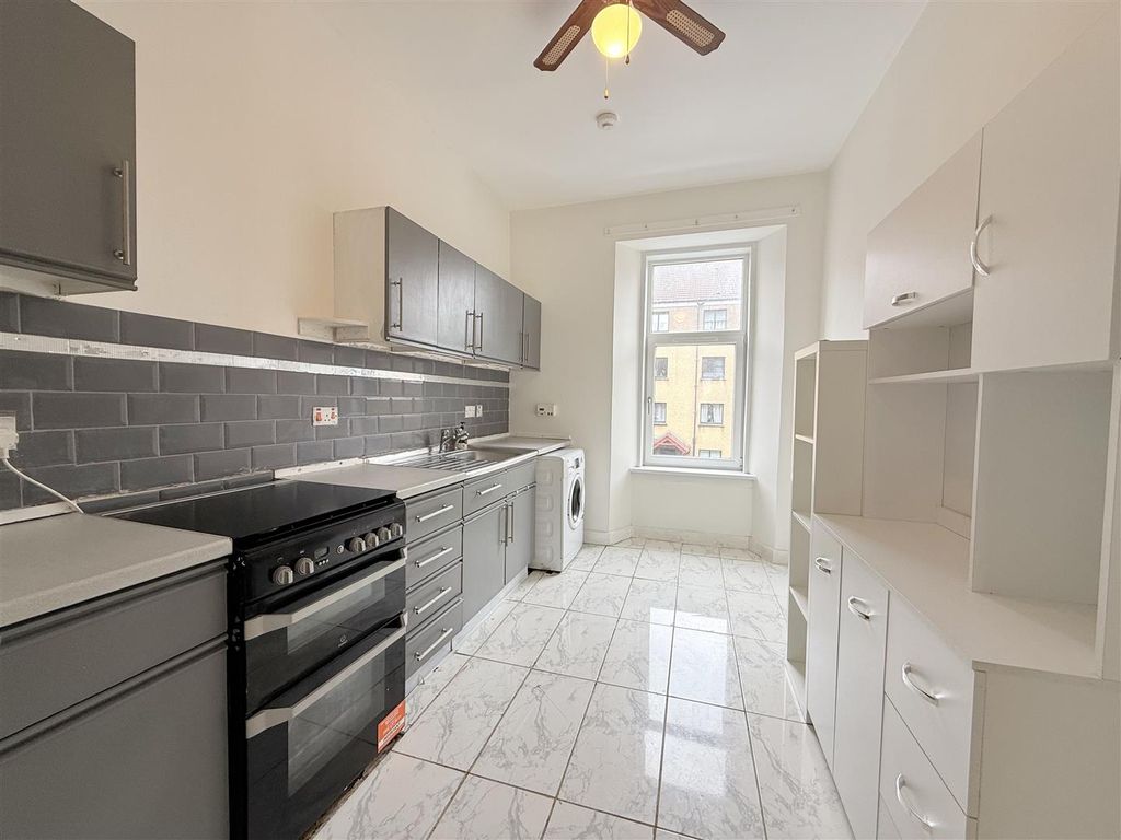 Property photo 3 of 11 Img_4806.Jpeg