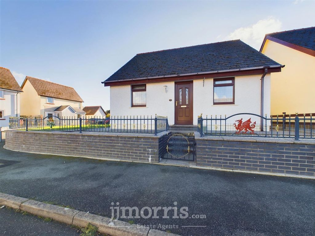 Property photo 3 of 21 Cam03686G0-Pr0215-Still002.Jpg