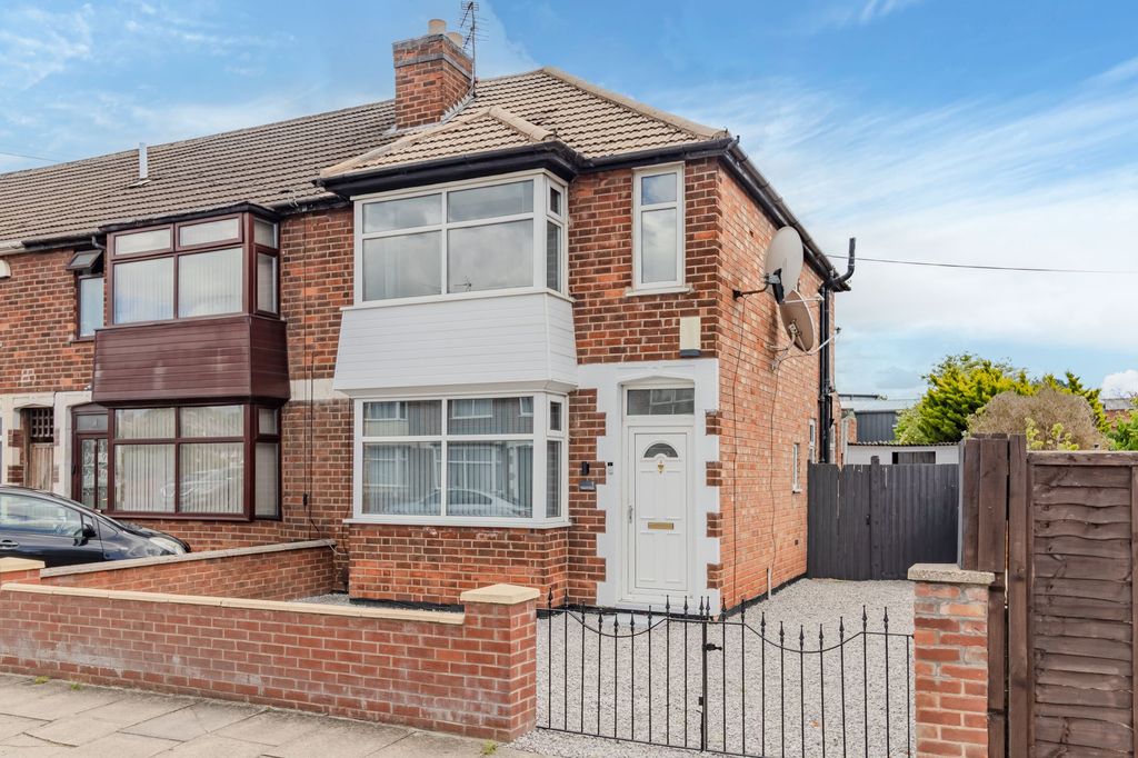 Property photo 1 of 14