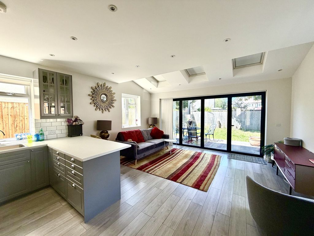 Property photo 3 of 11 Not Specified