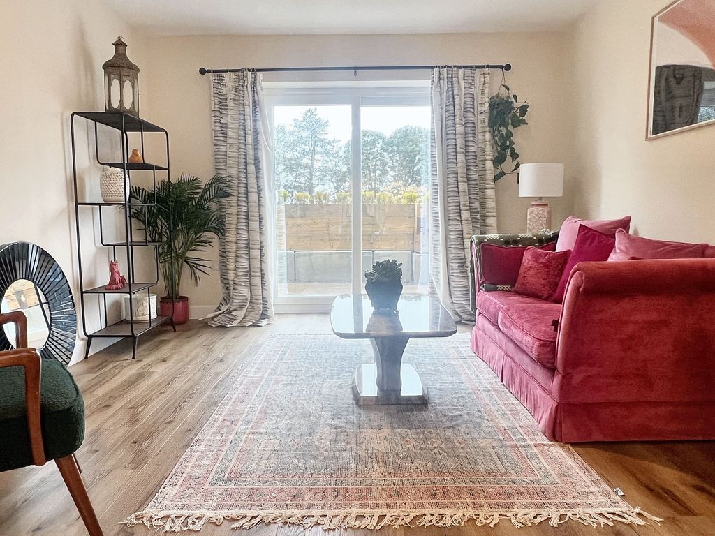 Property photo 2 of 14