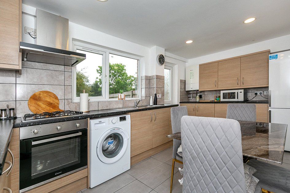 Property photo 3 of 12 Picture No. 06
