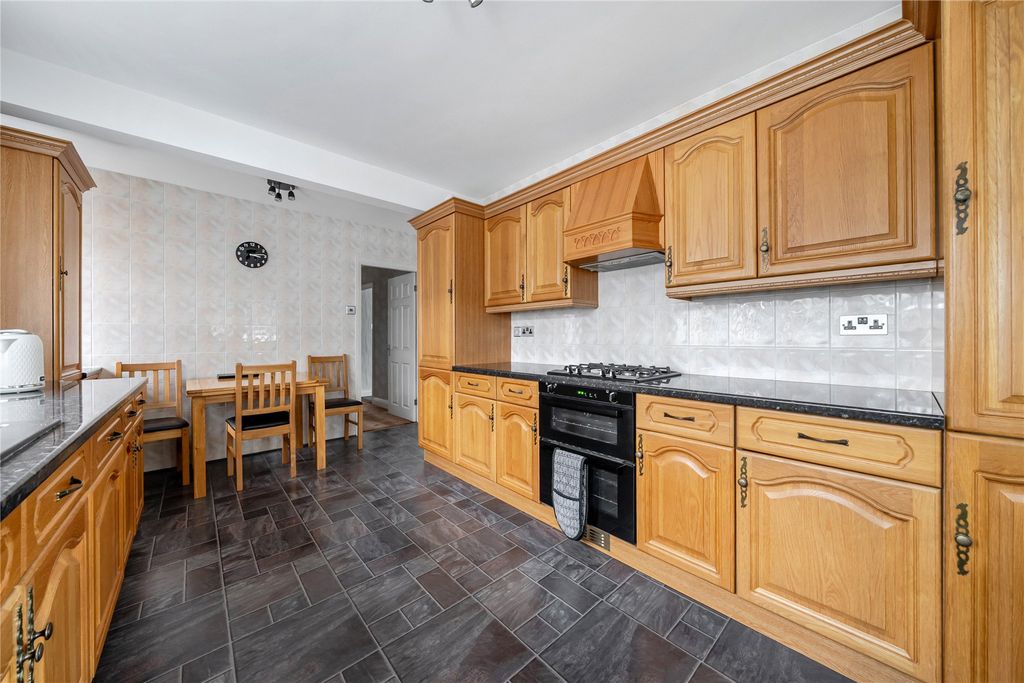 Property photo 3 of 15 Picture No. 08