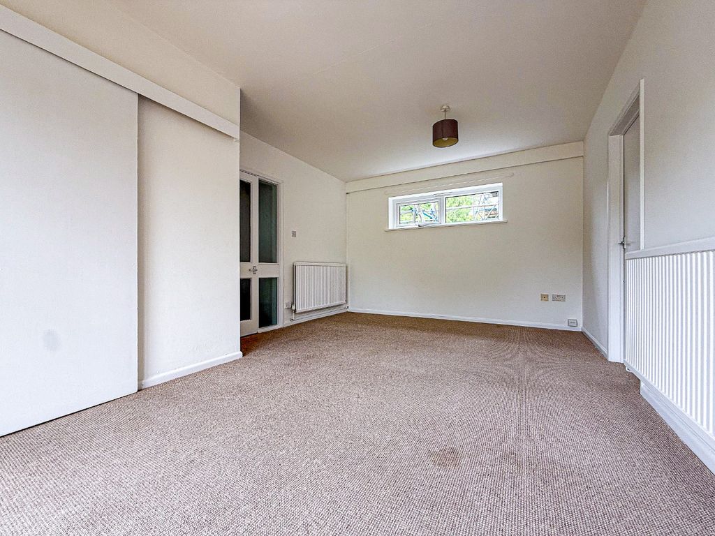 Property photo 3 of 9 4320533