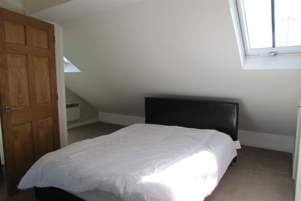 Property photo 3 of 6 Img_8669.Jpg