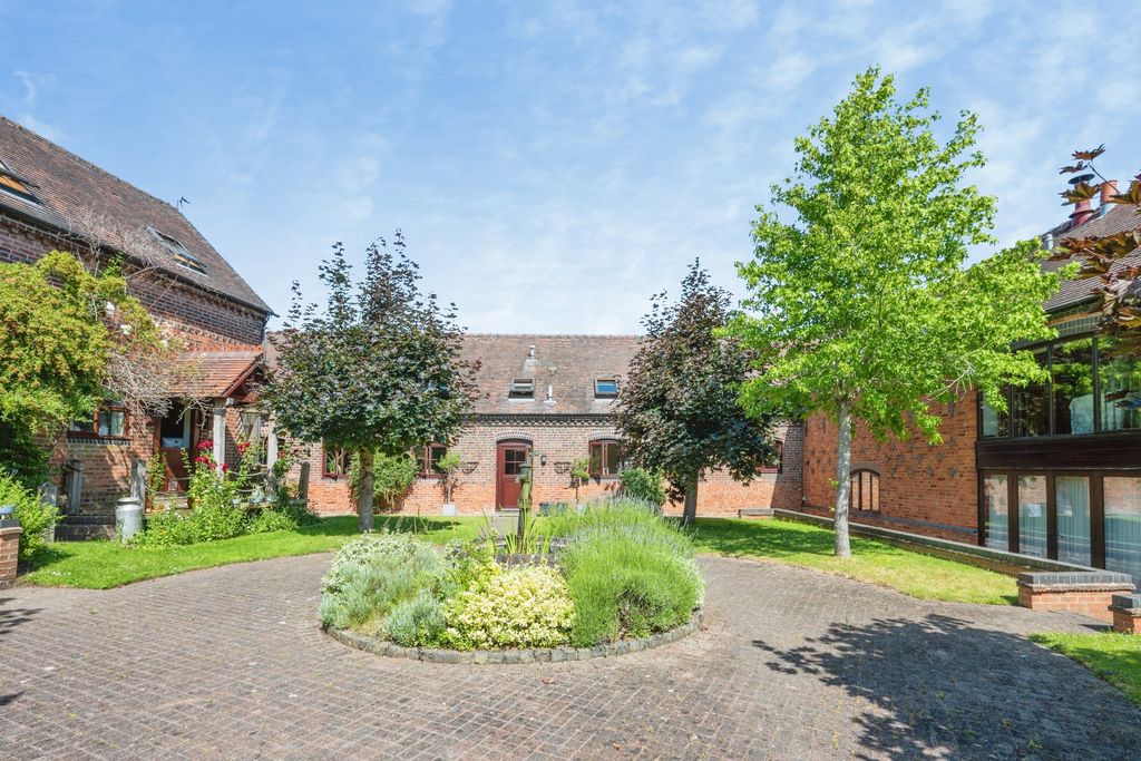 Property photo 1 of 20