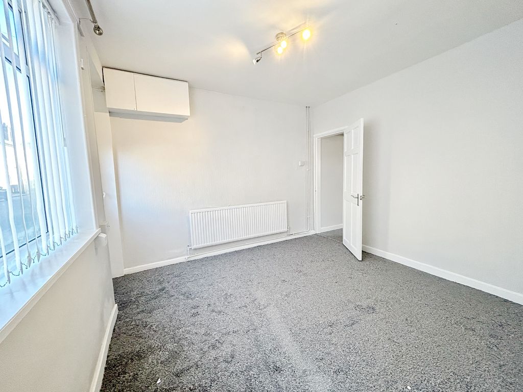 Property photo 2 of 11 Img_8926.Jpeg